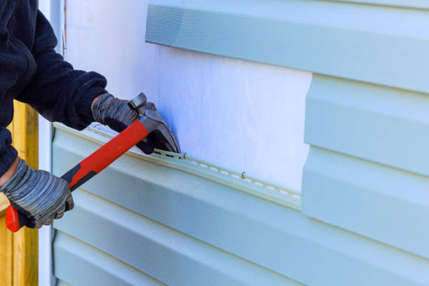 Trusted Emergency Siding Repair service in Bowie, TX - Creative Siding